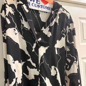 Chic Black and White Blouse